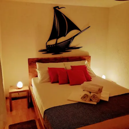 Teuta Stari Grad Hvar Apartament *