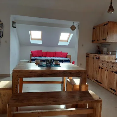 Teuta Stari Grad Hvar