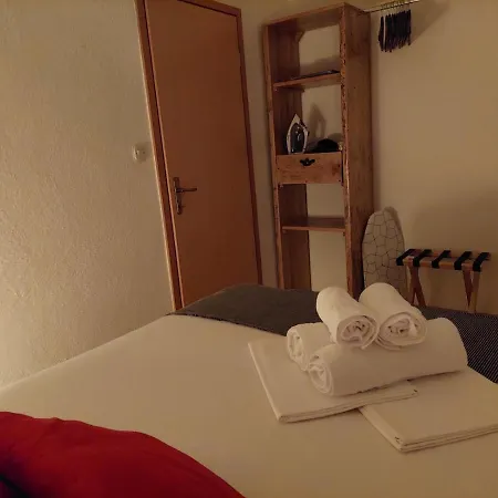 Teuta Stari Grad Hvar Apartament *